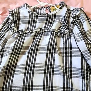 Thereabouts, S 7/8, Plaid white, gray, and black blouse with gold detailing.